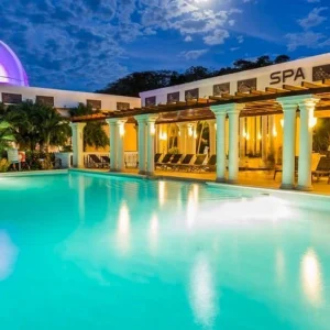 Grand Palladium Lady Hamilton Resort & Spa Transfer